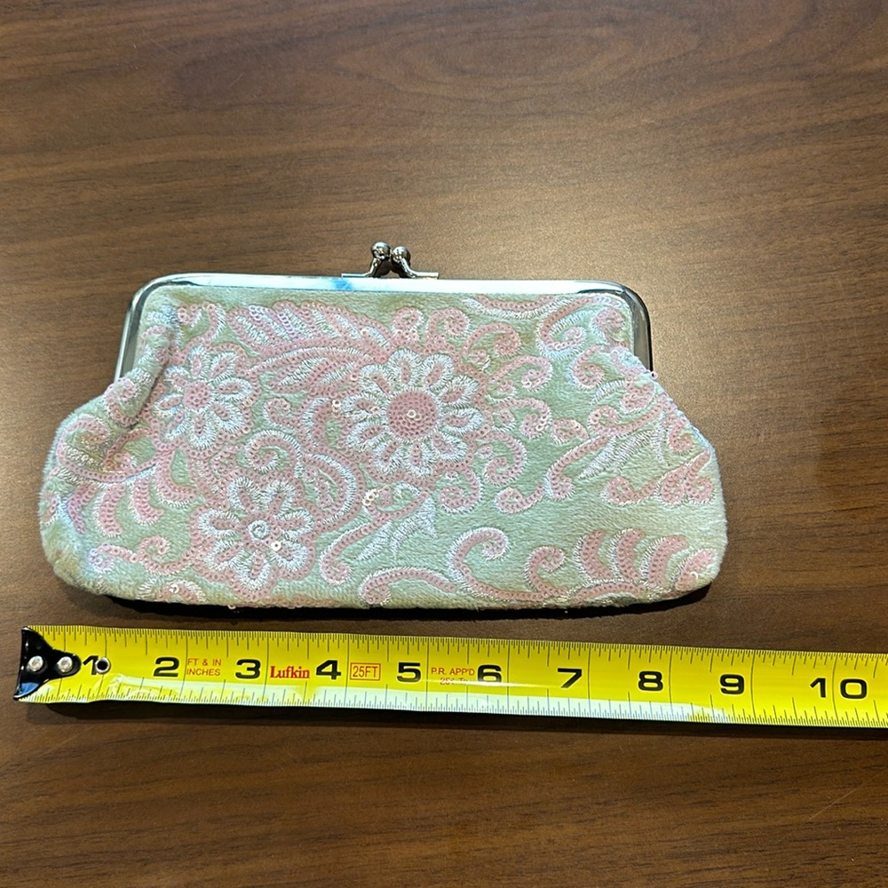 Wallet - Picture 2 of 4